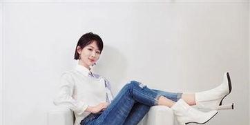 娱乐大晨姐吃瓜杨紫,杨紫的瓜田奇遇记