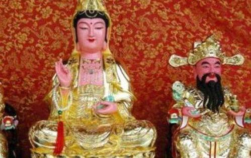 与财神同居,揭秘与财神同居的神秘生活